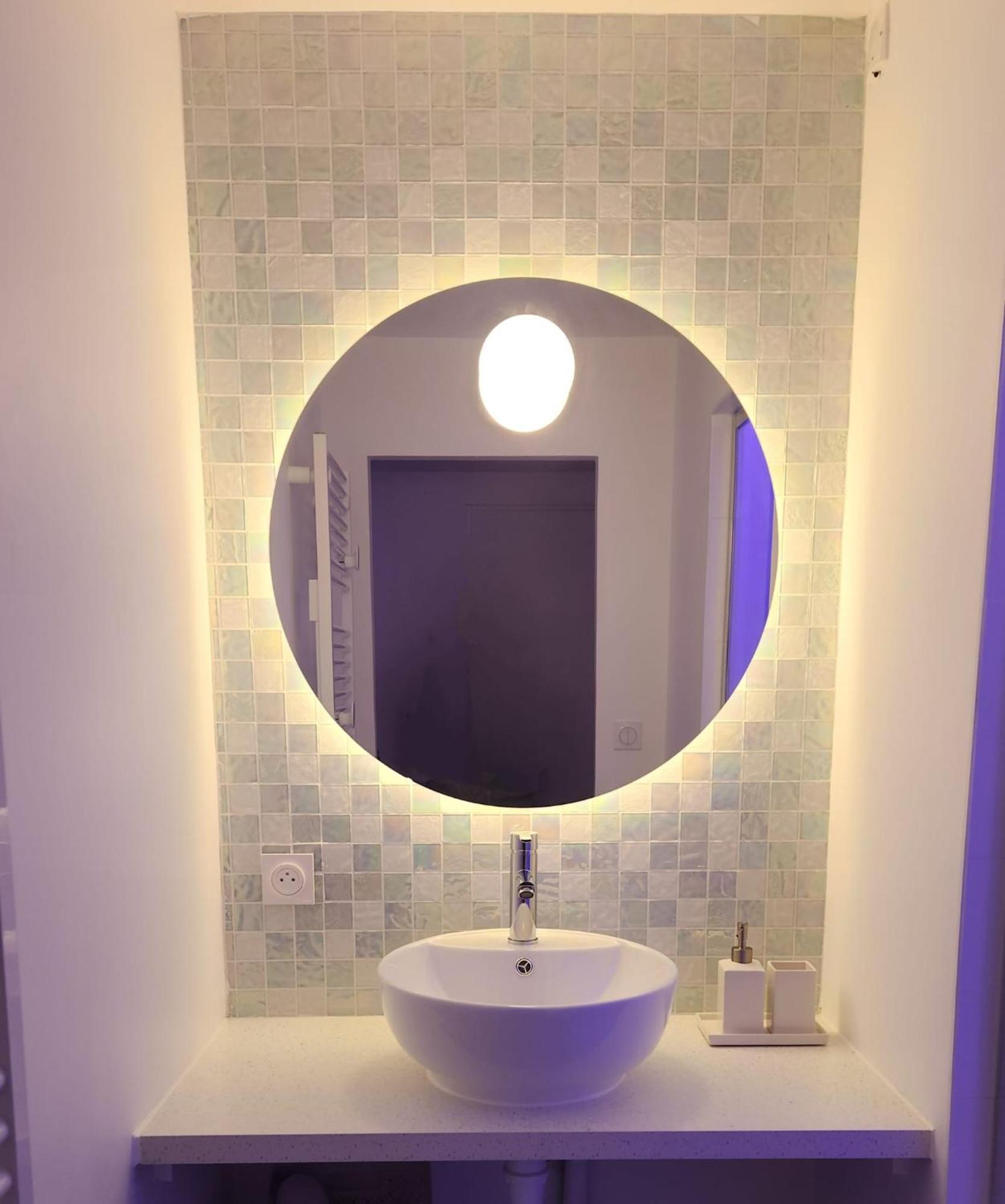 Love Room A 30 Mn Des Plages Et De Vannes Questembert Luaran gambar