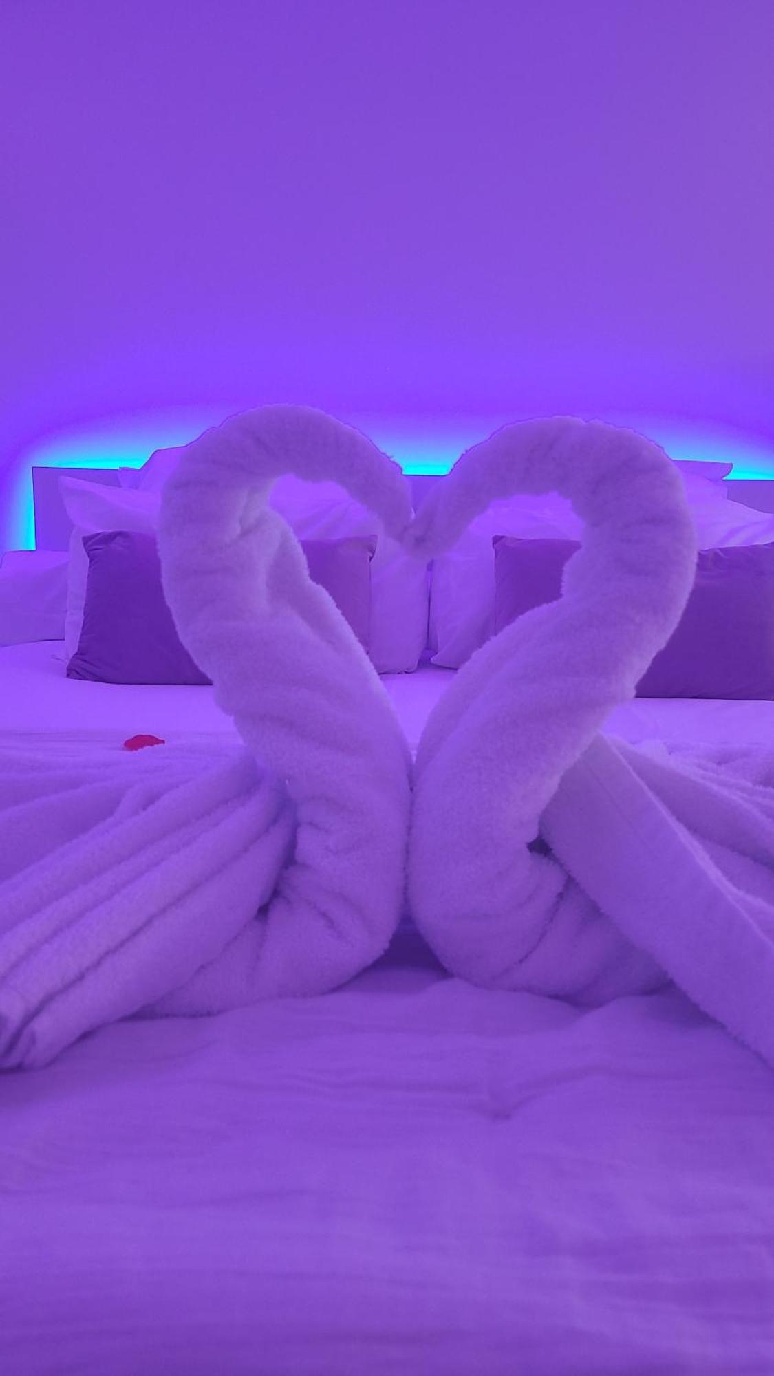 Love Room A 30 Mn Des Plages Et De Vannes Questembert Luaran gambar