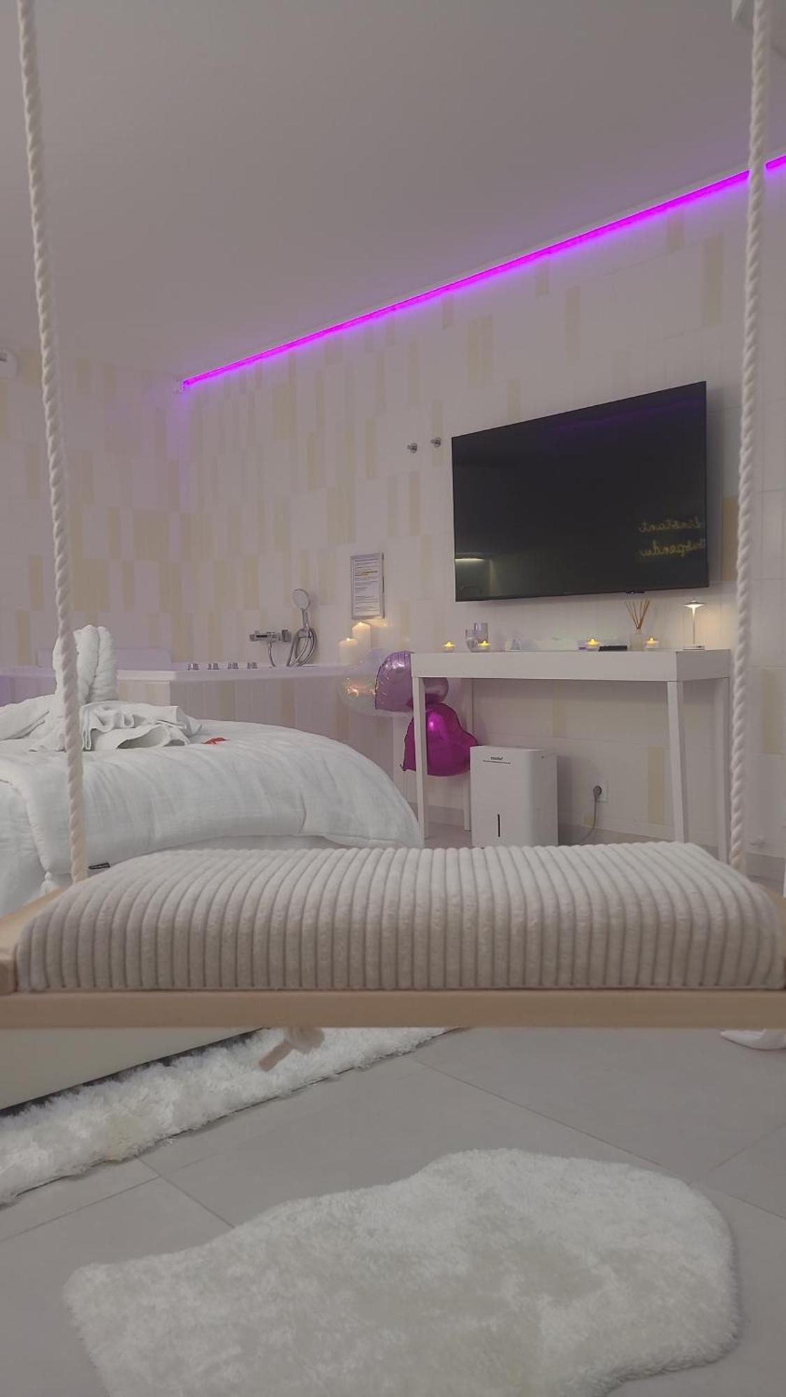 Love Room A 30 Mn Des Plages Et De Vannes Questembert Luaran gambar